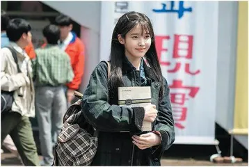 究竟是谁给了女人掀桌子的底气?3