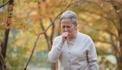 面对肺炎，老年人该怎么办？