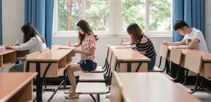 高校助学金,遇上“对的人”了吗?1
