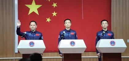 中国空间站建造期最后一棒神舟十五号看点2