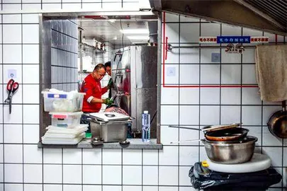 遇见餐饮摆渡人