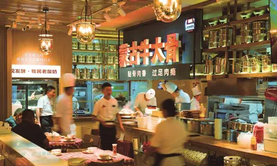 战略摇摆、副牌频换，西贝如何实现百亿元增长？0