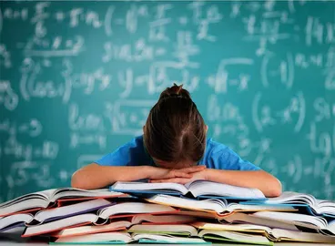 那么多小孩，不肯上学
