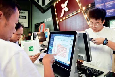 2025年的暑期档，惊喜还是惊险？1