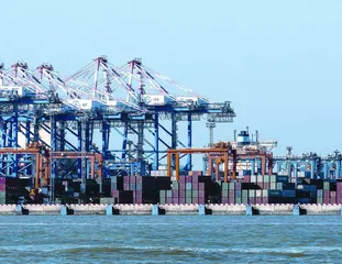 不出海，就出局