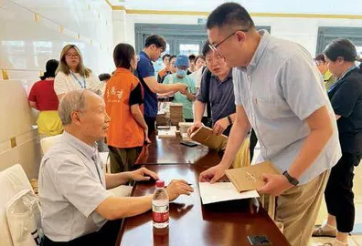 难民救助的“上海模式”2