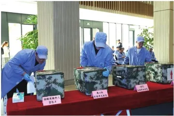 这些“天外归客”揭开生命的秘密1