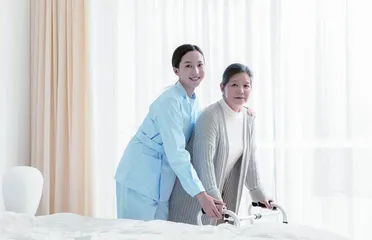 当青春遇见夕阳:年轻人加入养老新职业2