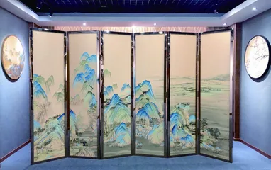 让广绣“飞出”画框,走进生活1