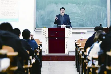 张瑞平:科研育人的白衣园丁1