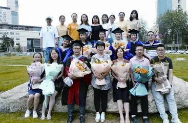 李卓玉教授团队:钟灵擅秀青卓玉,小小粟里传福音3