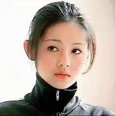 告别“杉菜”:聚光灯下的一生1