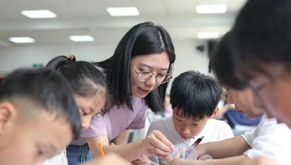 海滨小城如何办好“大教育”
