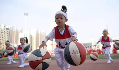 海滨小城如何办好“大教育”2