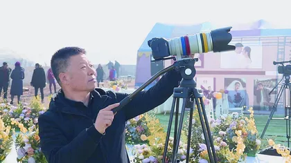 24年,1500多场婚礼,东北小镇摄影师的失落与坚持1