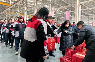 春风送暖 惠民生暖民心