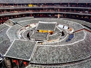 闽南话的“钱”，为什么要说成“镭”