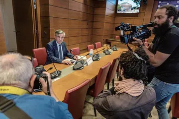 监听丑闻再次暴露美国霸权主义本质1