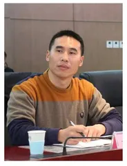 阳光下的白鱼