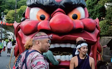 日本地热“打造”的两个地狱谷2