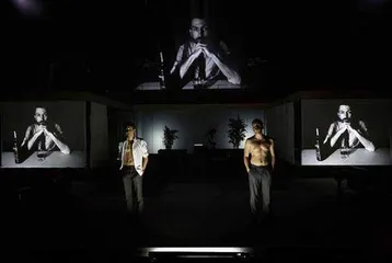 现代戏剧舞台的有限与无限2