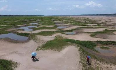 环球掠影