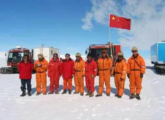 我在南极的寻猎陨石之旅3