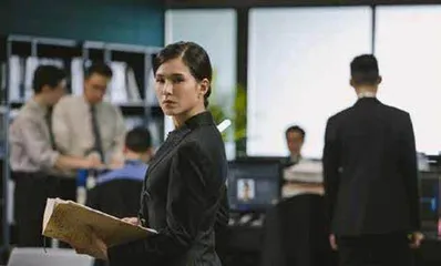 《神探大战》:疯癫神探,极致追凶3