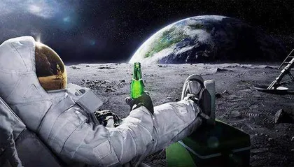 维珍银河成功载人上太空 最快2022年提供商业航班 美国