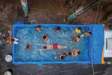 贝加尔湖赛车节1