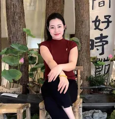 “女总裁”带货,俘获中年男人3