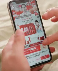 美妆寒冬,短剧指路2