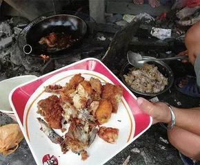 菲律宾“垃圾堆美食”1