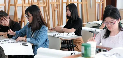 新时代高职美育课程思政建设与实践路径研究