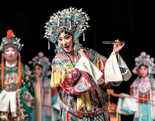 京剧元素在钢琴作品中的应用