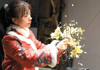李鹰插花作品欣赏