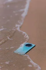  水下手机摄影指南　跟我下水拍摄的手机，它们还好吗？