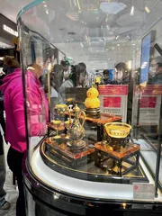 年轻人为啥扎堆买黄金3
