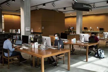 奥密克戎当头,出国留学热是前奏还是尾声?2