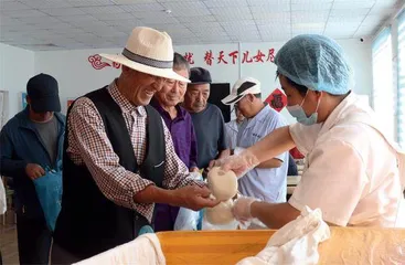 织密兜底保障网络 开展普惠养老服务
