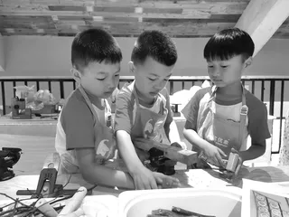 基于“课程一体化”的班际共同体建构