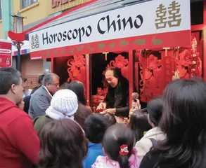 在秘鲁,无人敢欺负华裔2