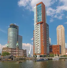 欧洲的摩天城市,东边略胜西边3