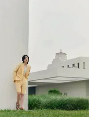 在水边10