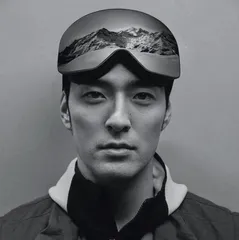 JAMES李铢衔 屋中雪场3
