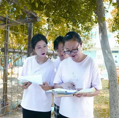 三维学习“路径”赋能教师“画像”
