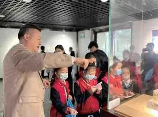 长江大保护我们在行动