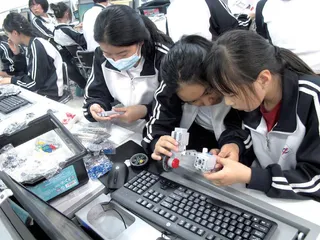 培植追寻科技梦想校园的沃土