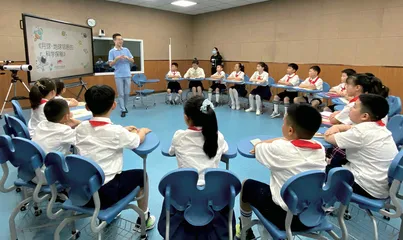 河南自然博物馆：“双进”服务“双减”