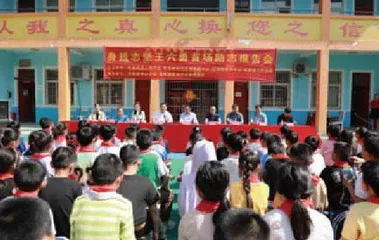 河南杞县：身残志坚王六勇首场励志报告会举行